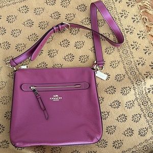 Coach Crossbody Hobo in dusty pink